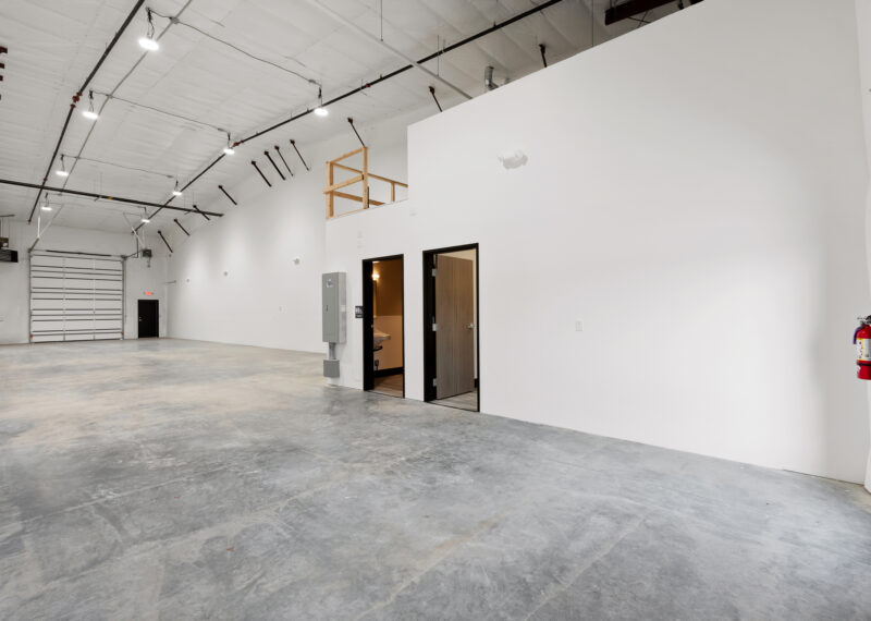 Flex warehouse space in commercial new construction by Youngren Construction